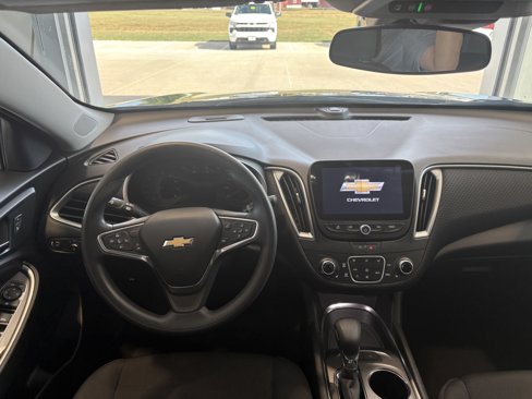 Used 2024 Chevrolet Malibu LT image 12