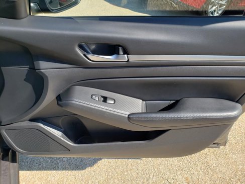 Certified 2022 Nissan Altima 2.5 SV image 23