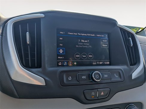 Used 2023 GMC Terrain SLE w/ Driver Convenience Package image 18