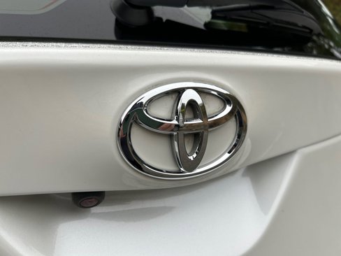 Used 2017 Toyota Corolla iM image 31