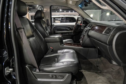 Used 2012 GMC Yukon XL Denali image 29