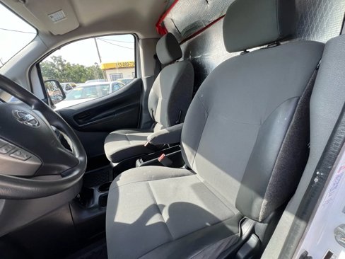 Used 2019 Nissan NV200 S image 11