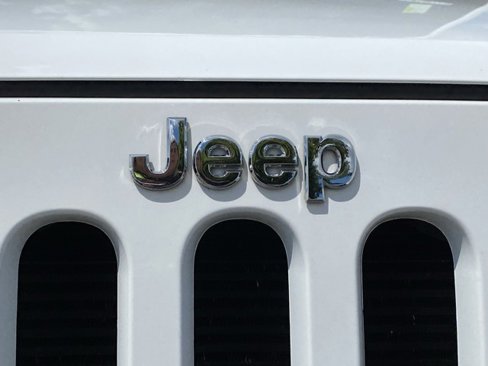 Used 2015 Jeep Wrangler Unlimited Sport image 37