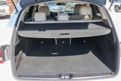 Used 2019 Mercedes-Benz GLC 300 w/ Premium Package image 8