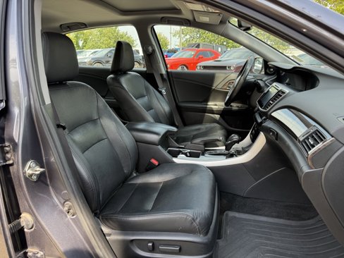 Used 2017 Honda Accord EX-L image 37