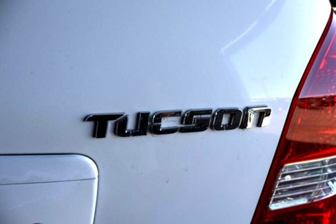 Used 2008 Hyundai Tucson GLS image 11