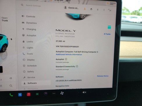 Used 2023 Tesla Model Y Long Range image 31