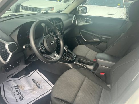 Used 2021 Kia Soul S image 24