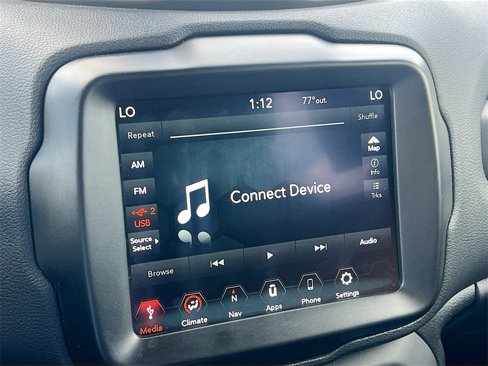 Used 2021 Jeep Renegade Latitude image 17