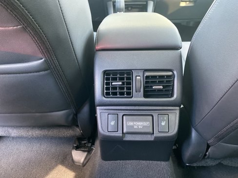 Used 2018 Subaru Outback 2.5i Limited image 19