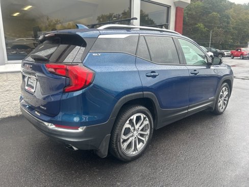 Used 2019 GMC Terrain SLT w/ Preferred Package image 3