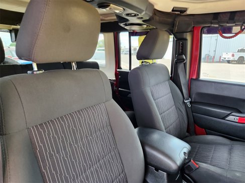 Used 2012 Jeep Wrangler Unlimited Sport image 12