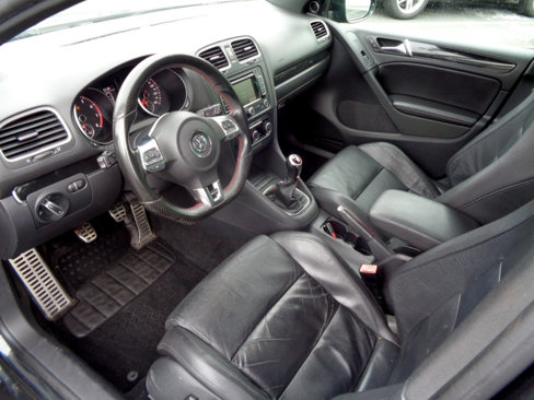 Used 2011 Volkswagen GTI Autobahn image 25