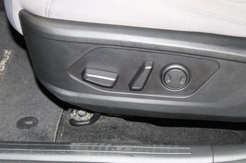 Used 2023 Hyundai Santa Cruz SEL Premium image 17