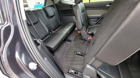 Used 2023 Volkswagen Atlas SE w/ Black Wheel Package image 45