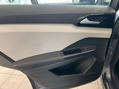 New 2025 Volkswagen Taos S image 14