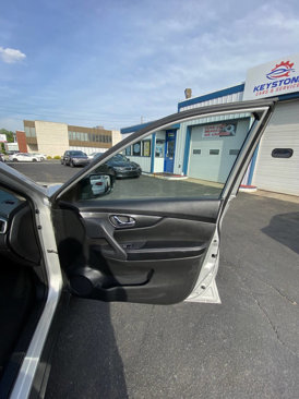 Used 2014 Nissan Rogue SL image 30