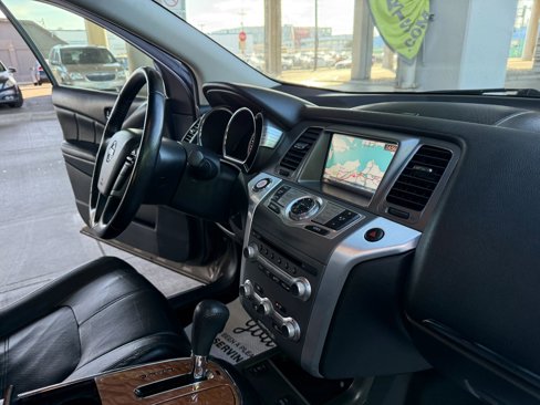 Used 2014 Nissan Murano LE w/ Platinum Edition Package image 25