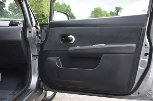 Used 2012 Nissan Versa 1.8 S w/ Special Edition Pkg image 9