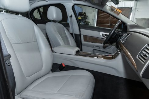 Used 2009 Jaguar XF Premium image 22