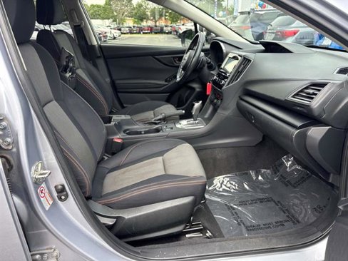 Used 2018 Subaru Crosstrek 2.0i Premium image 14