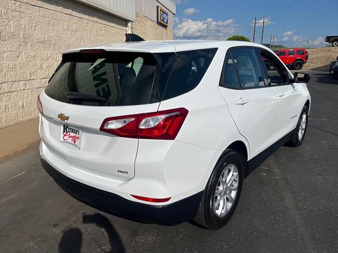 Used 2019 Chevrolet Equinox LS image 5