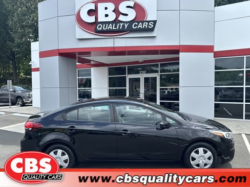 Used 2018 Kia Forte LX image 1