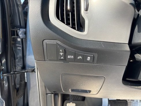 Used 2016 Kia Sportage LX image 12