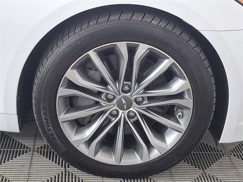 Used 2017 Genesis G80 3.8 w/ Option Group 02 image 12