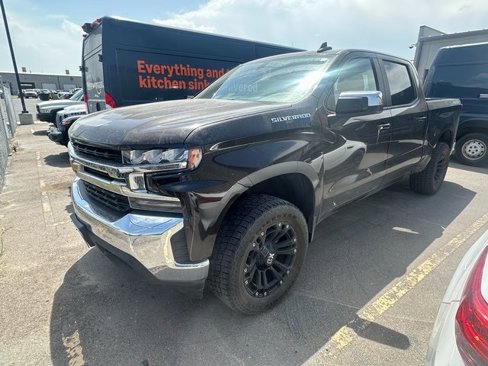Used 2020 Chevrolet Silverado 1500 LT w/ Convenience Package image 6