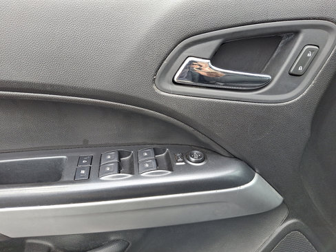 Used 2019 Chevrolet Colorado LT w/ LT Convenience Package image 12