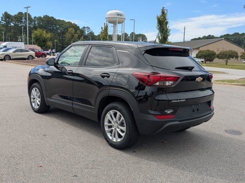 Used 2024 Chevrolet TrailBlazer LS w/ LS Convenience Package image 10