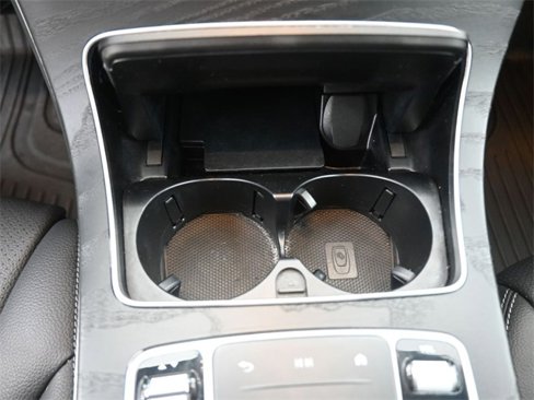 Used 2022 Mercedes-Benz GLC 300 image 6