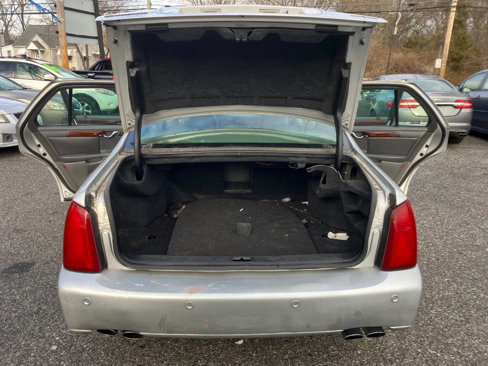 Used 2002 Cadillac De Ville DTS w/ Premium Equipment Pkg image 39