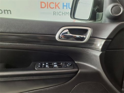 Used 2019 Jeep Grand Cherokee Altitude image 27