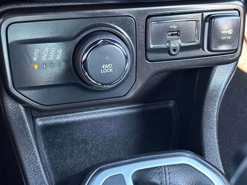 Used 2022 Jeep Renegade Altitude w/ Convenience Group image 26