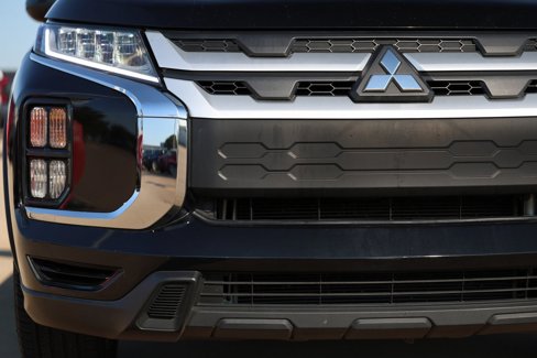 Used 2023 Mitsubishi Outlander Sport ES image 9