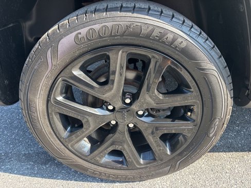 Used 2017 Jeep Renegade Altitude image 19