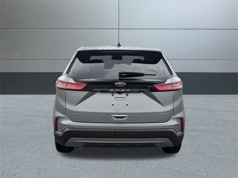 Used 2024 Ford Edge SEL image 5