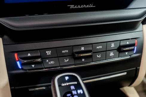 Used 2022 Maserati Ghibli Modena image 52