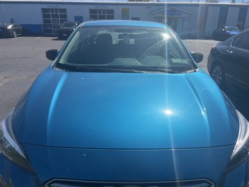 Used 2018 Subaru Impreza 2.0i image 3