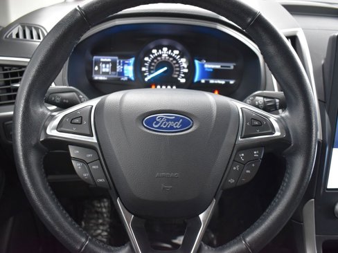 Used 2023 Ford Edge SEL image 14