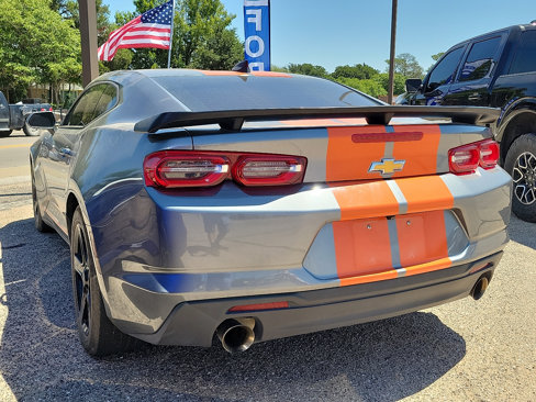 Used 2022 Chevrolet Camaro LT image 2