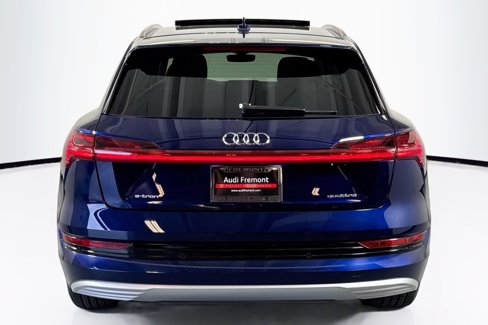 Used 2023 Audi e-tron Premium Plus w/ Premium Plus Package image 6