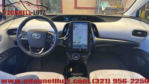 Used 2021 Toyota Prius Prime Limited image 19
