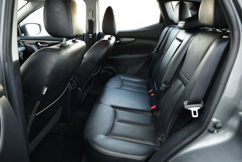 Used 2018 Nissan Rogue Sport SL w/ SL Premium Package image 25
