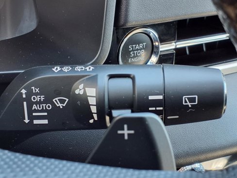 Used 2024 Mitsubishi Outlander SE Black Edition image 27