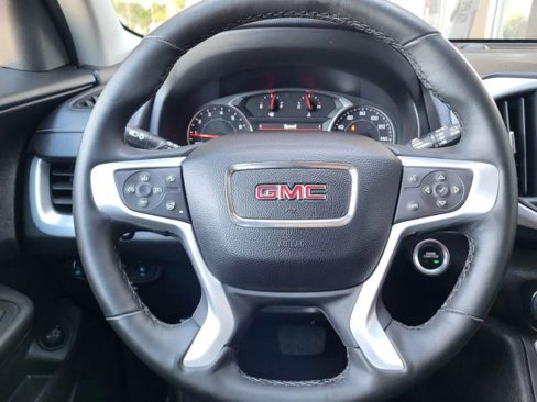 Used 2024 GMC Terrain SLT image 6