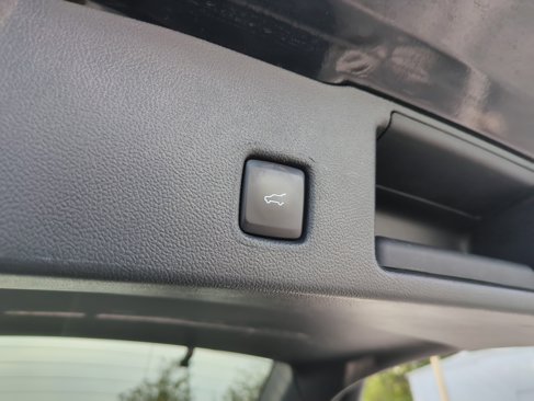 Used 2023 Ford Escape ST-Line image 9