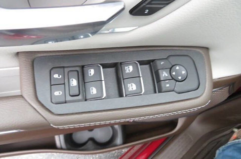 New 2025 RAM 1500 Laramie image 16